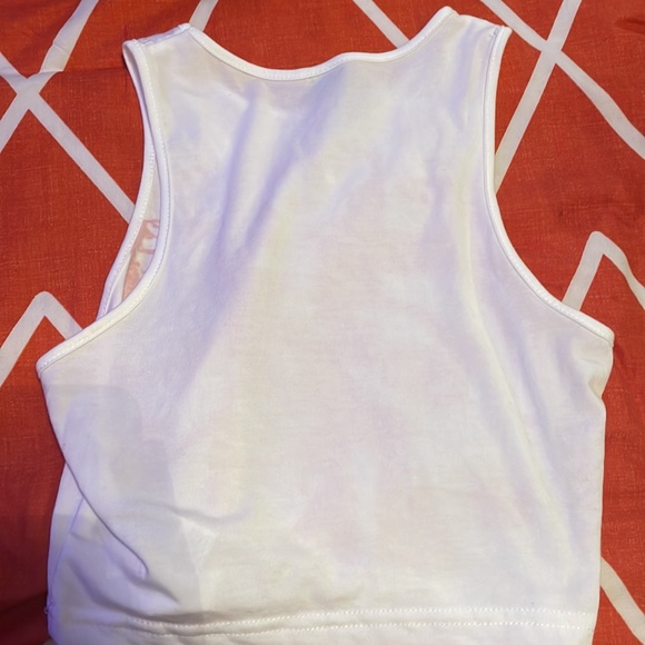 Graphic Cropped Muscle Tee - Picture 3 of 3